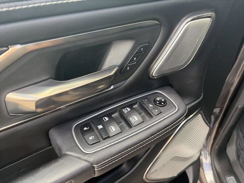 Used 2021 RAM 1500 Limited AWD/4WD image 18