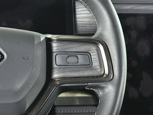 Used 2022 Rivian R1T Adventure image 40