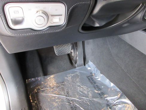 Used 2024 Mercedes-Benz GLE 580 4MATIC image 31