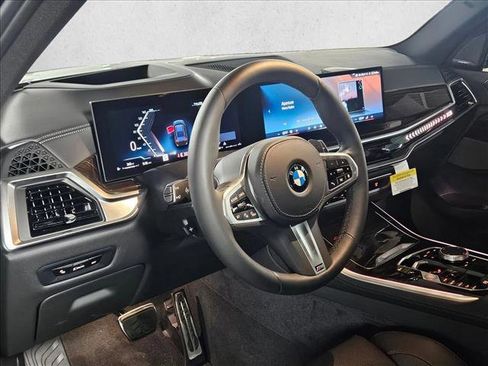 New 2026 BMW X5 xDrive40i w/ M Sport Package image 3