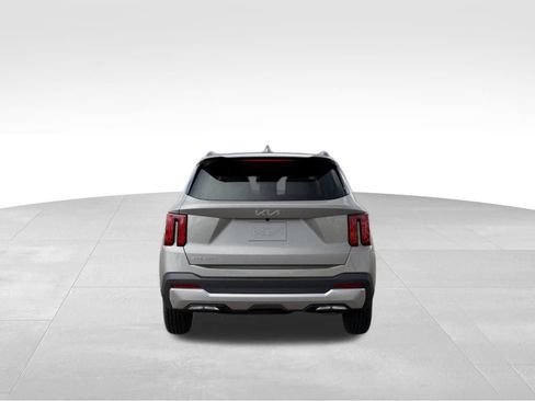 Certified 2026 Kia Sorento S w/ S Panoramic Sunroof Package FWD image 6