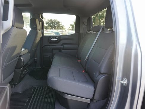 Used 2019 Chevrolet Silverado 1500 LT w/ Texas Edition image 18