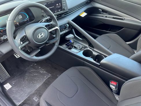 New 2026 Hyundai Elantra SEL Sport Premium FWD image 10