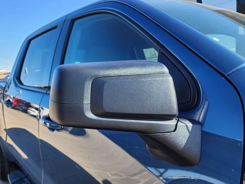 New 2026 GMC Sierra 1500 Elevation w/ LPO, Elevation Black Package image 12