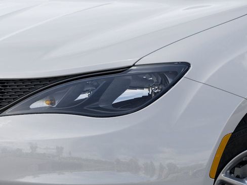 New 2026 Chrysler Voyager LX image 36