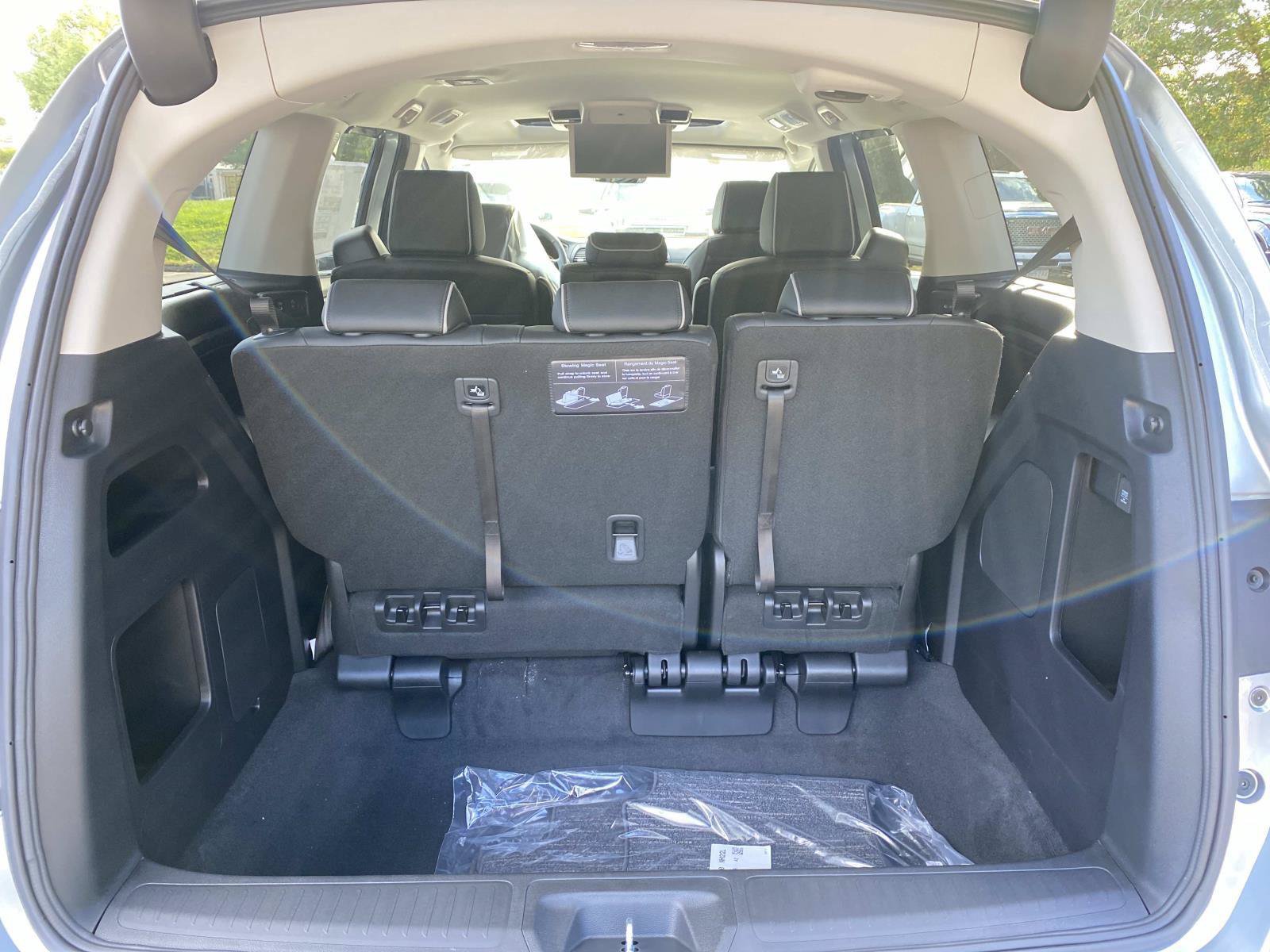 New 2027 Honda Odyssey Touring image 5