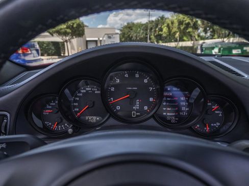 Used 2013 Porsche 911 Carrera RWD image 18