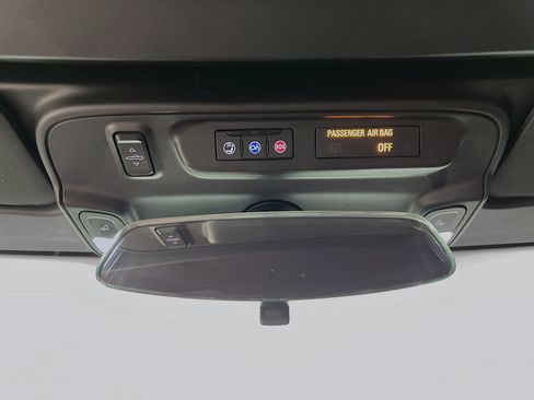 Used 2022 Chevrolet Camaro LT w/ Technology Package image 21