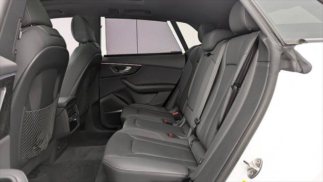 Used 2023 Audi Q8 Premium Plus w/ Premium Plus Package AWD/4WD image 17