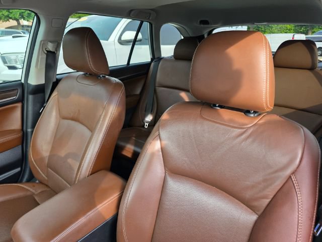 Used 2018 Subaru Outback 2.5i Touring w/ Popular Package #3 AWD/4WD image 8