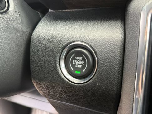 New 2026 GMC Acadia Denali w/ Super Cruise Package AWD/4WD image 26