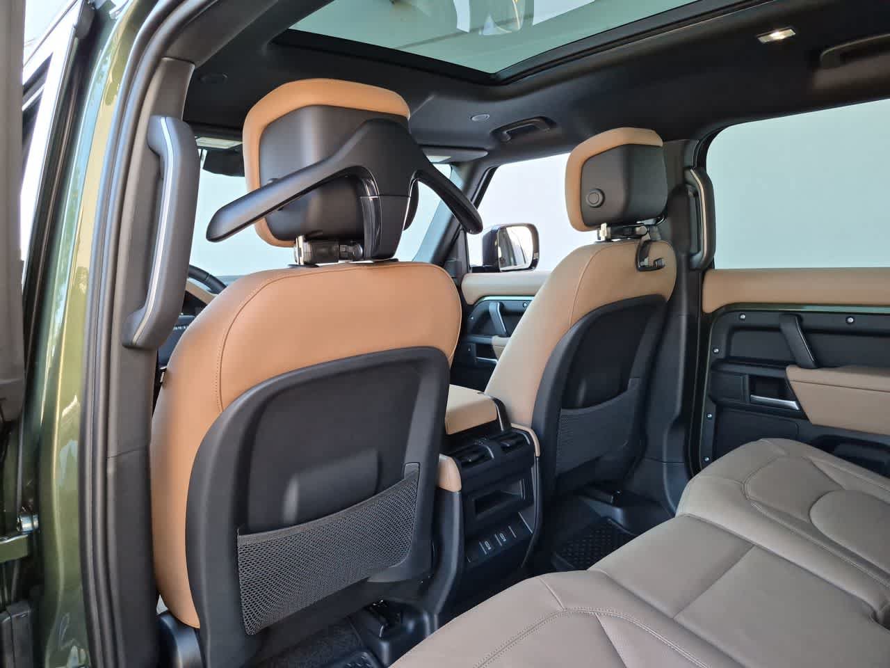 New 2026 Land Rover Defender 110 X-Dynamic SE AWD/4WD image 19