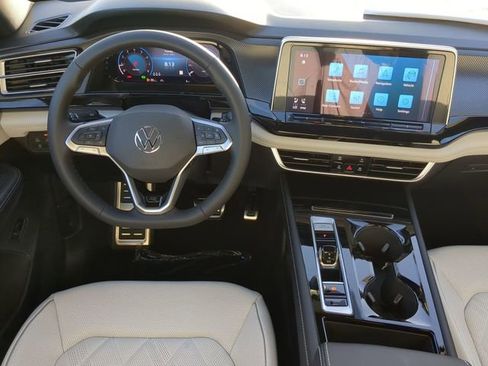 New 2026 Volkswagen Atlas Cross Sport SEL Premium R-Line image 15