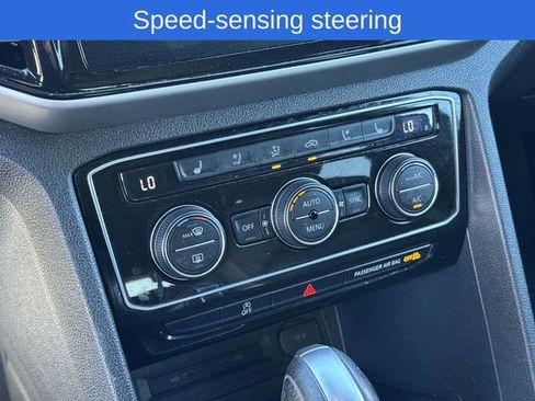 Used 2021 Volkswagen Atlas Cross Sport SEL Premium image 23