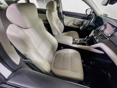 Used 2021 Honda Accord EX-L image 26