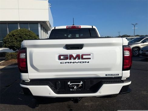 New 2026 GMC Canyon Elevation w/ Convenience Package image 5