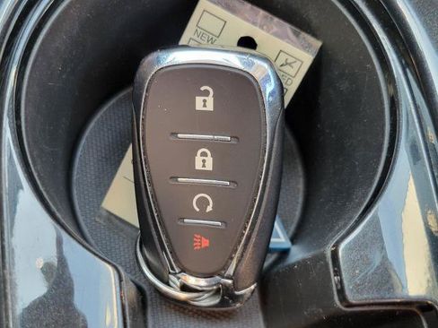 Used 2025 Chevrolet TrailBlazer LT AWD/4WD image 22