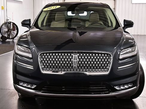 Used 2021 Lincoln Nautilus Reserve w/ Equipment Group 202A AWD/4WD image 2