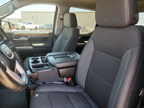 Used 2024 GMC Sierra 1500 Elevation AWD/4WD image 13