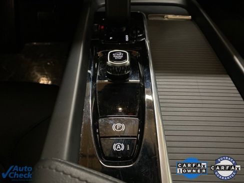 Used 2025 Volvo XC60 B5 Core image 77