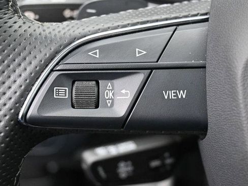 Used 2024 Audi SQ5 Premium Plus w/ Premium Plus Package image 18