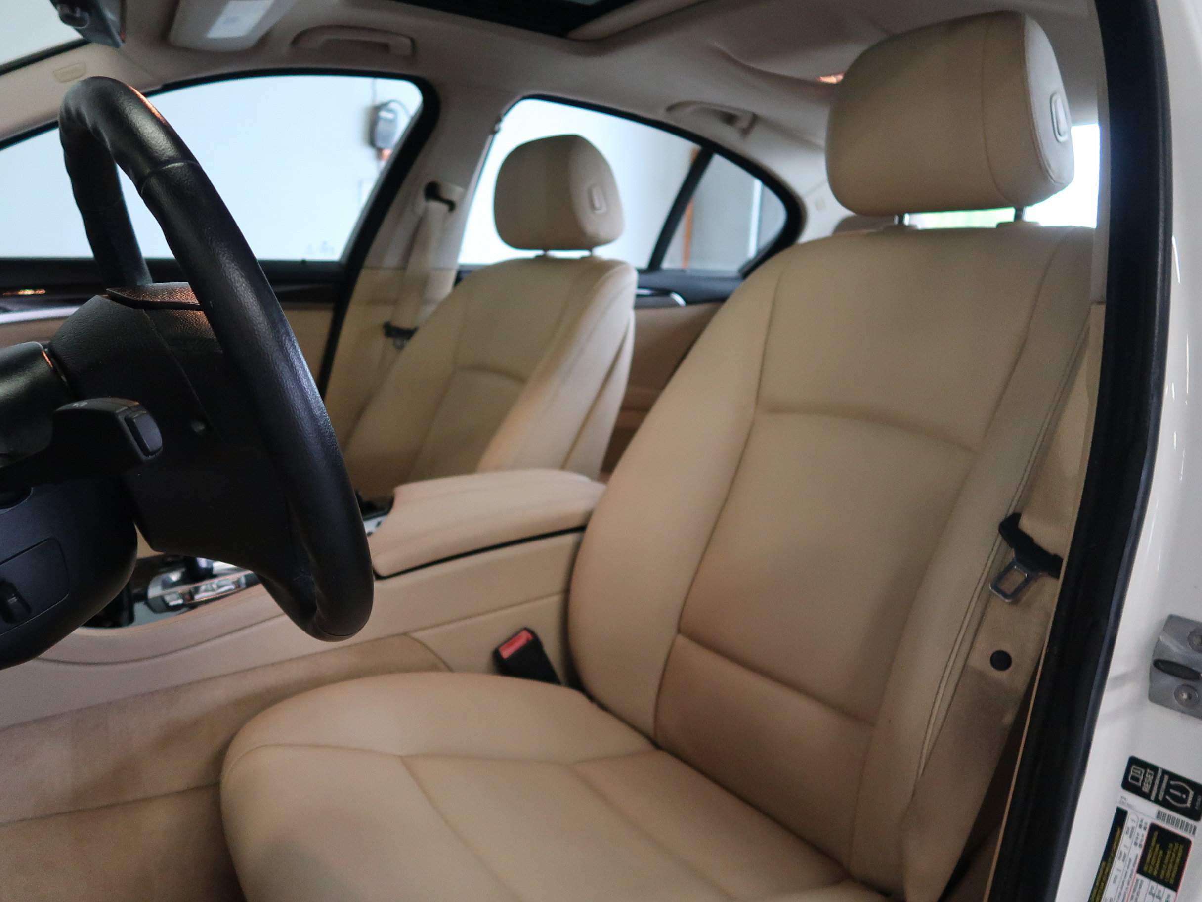 Used 2014 BMW 528i Sedan RWD image 19