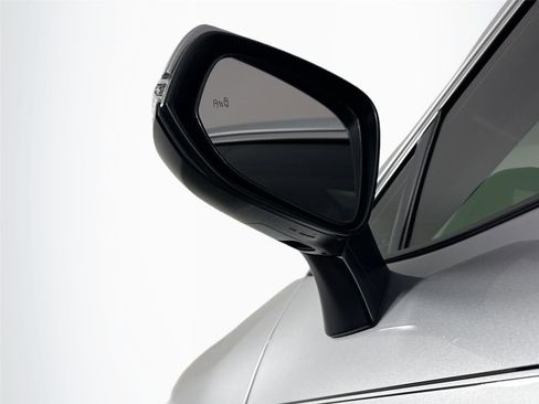 Certified 2022 Toyota RAV4 Limited image 5