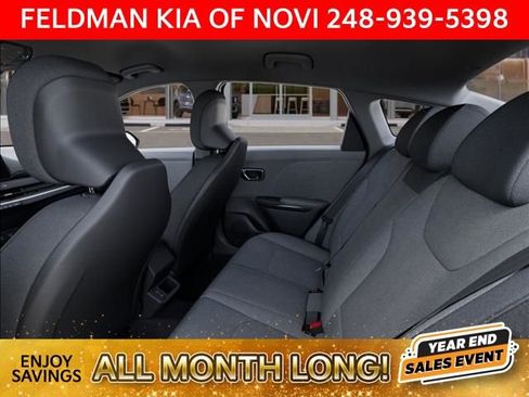 New 2025 Kia K4 LX image 18