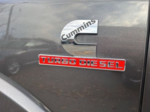 Used 2020 RAM 2500 Limited image 9