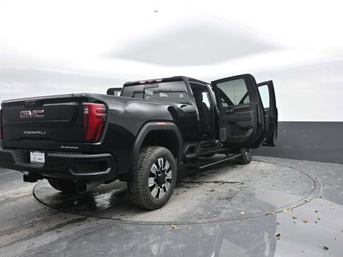 New 2026 GMC Sierra 2500 Denali w/ Denali Reserve Package image 43