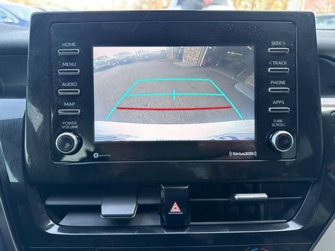 Used 2021 Toyota Camry SE image 26