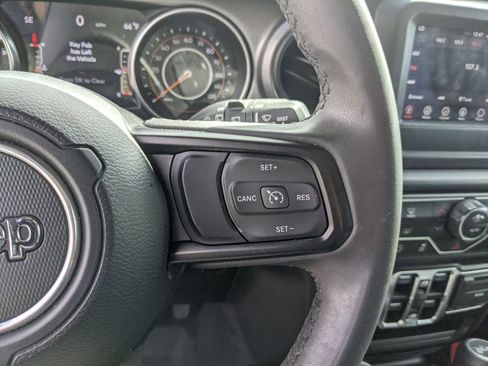 Used 2023 Jeep Wrangler Willys image 29