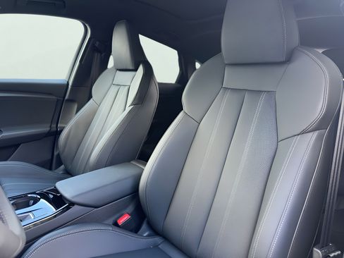 New 2027 Audi Q6 e-tron Premium Plus AWD/4WD image 13