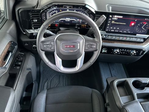 Used 2023 GMC Sierra 1500 Elevation w/ LPO, Elevation Black Package image 17