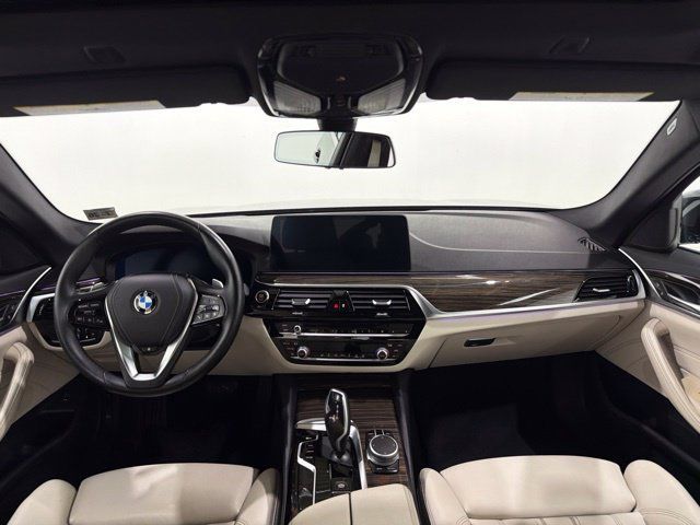 Used 2021 BMW 530i xDrive w/ Convenience Package AWD/4WD image 29