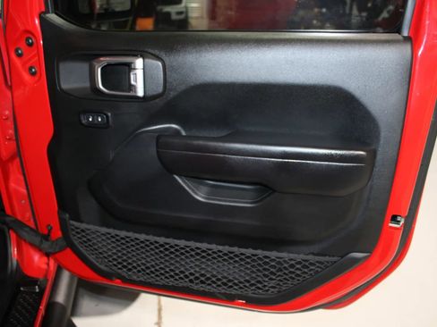 Used 2020 Jeep Wrangler Unlimited Sport S w/ Sun And Sound Package AWD/4WD image 37