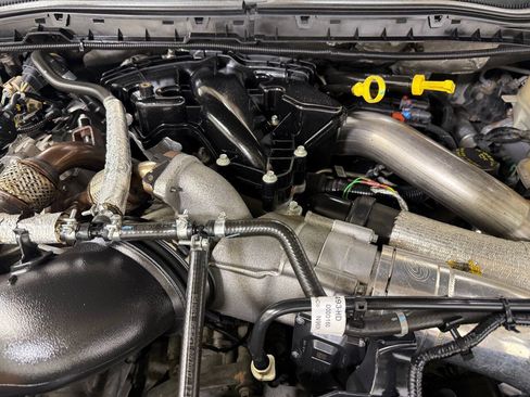 Used 2017 Ford F350 Lariat AWD/4WD image 94