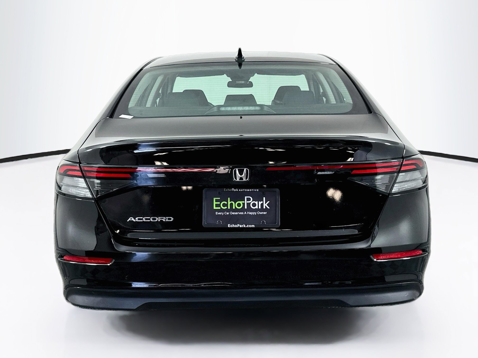 Used 2025 Honda Accord SE image 7