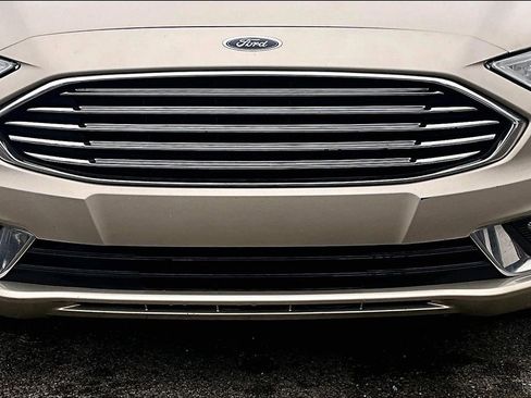 Used 2017 Ford Fusion Energi SE image 29