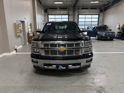 Used 2015 Chevrolet Silverado 1500 LTZ Z71 w/ LTZ Plus Package AWD/4WD image 3