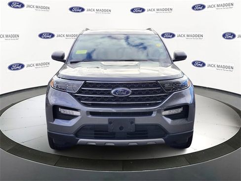 Certified 2022 Ford Explorer XLT w/ Equipment Group 202A image 8