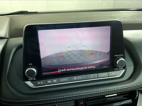 Certified 2022 Nissan Rogue SV image 15