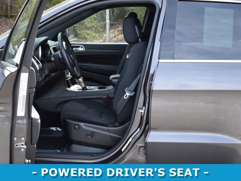 Used 2016 Jeep Grand Cherokee Laredo w/ Quick Order Package 23E image 4