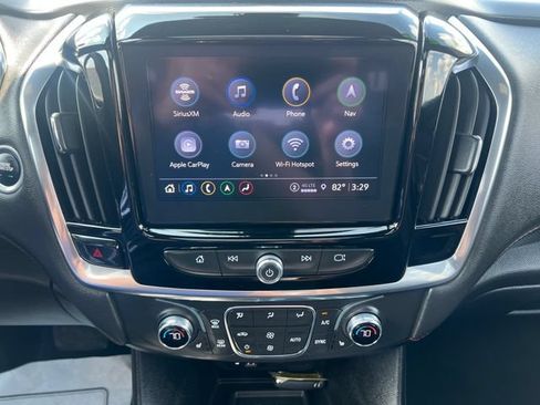 Used 2023 Chevrolet Traverse RS AWD/4WD image 25