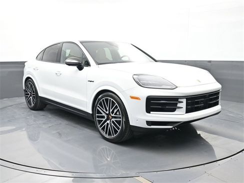 New 2026 Porsche Cayenne E-Hybrid Coupe image 26