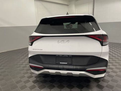 Certified 2024 Kia Sportage EX image 6