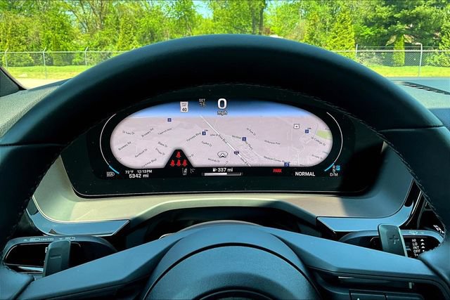 Used 2025 Porsche Panamera RWD image 13