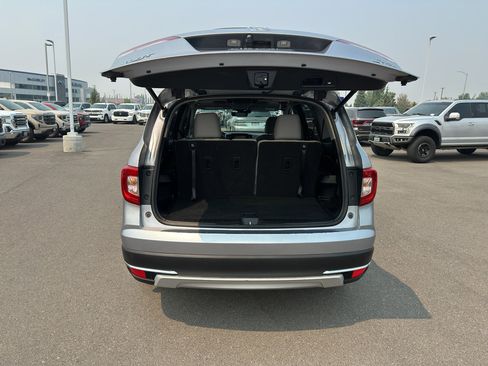 Used 2022 Honda Pilot Elite image 12