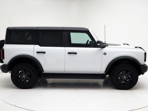 New 2025 Ford Bronco Outer Banks image 3