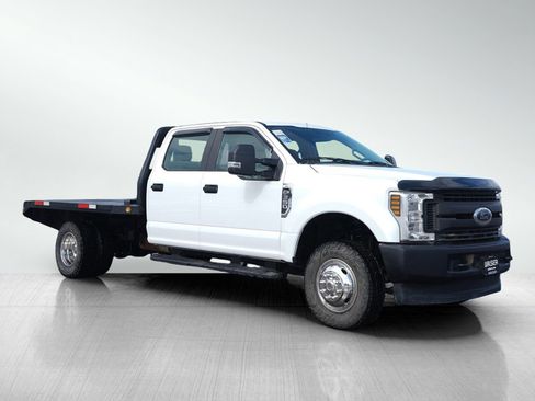 Used 2019 Ford F350 XL w/ Power Equipment Group image 8